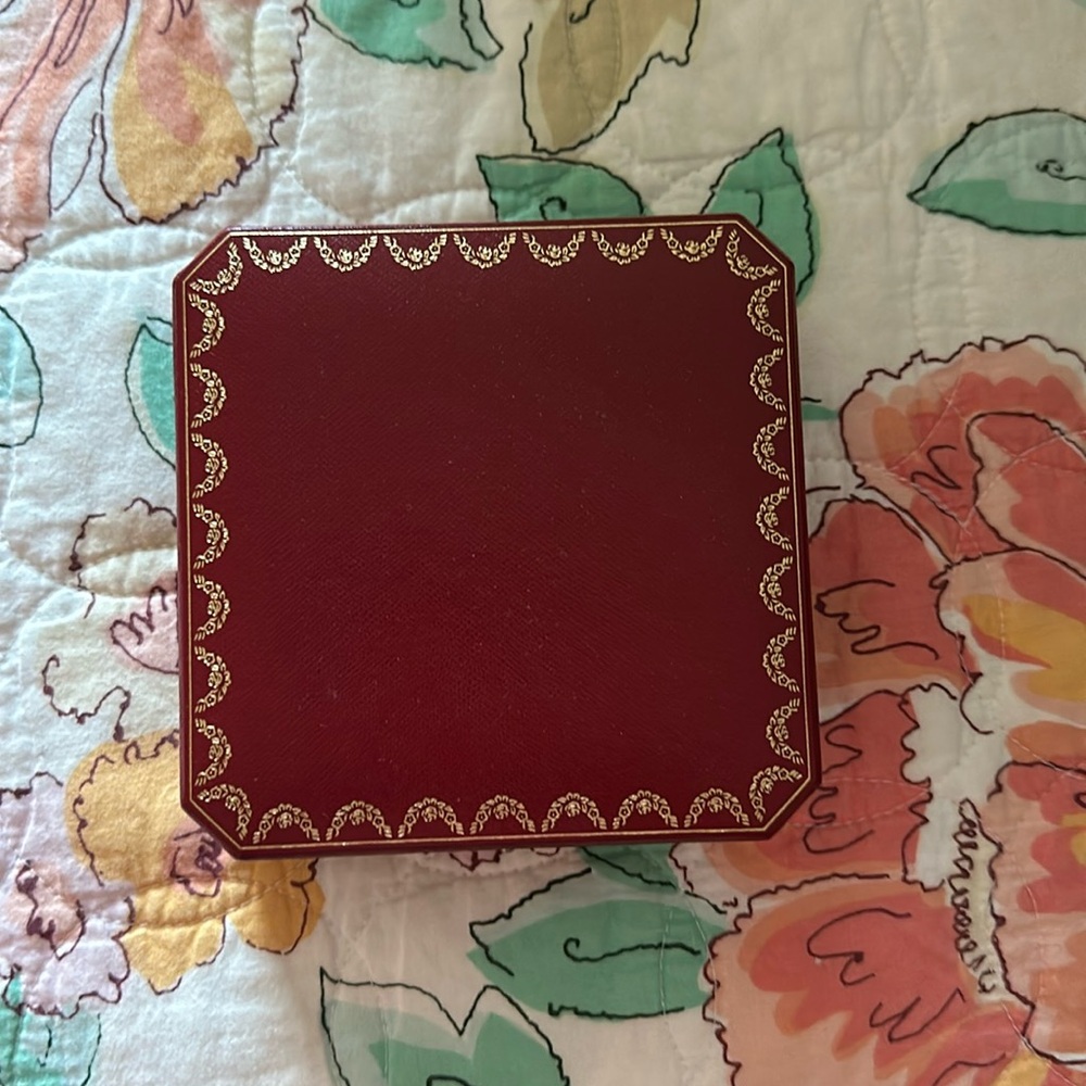 Cartier necklace box